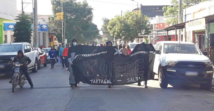 “Aguinaldo para los esenciales”: Movimiento Torre marchó por las calles en apoyo a la iniciativa