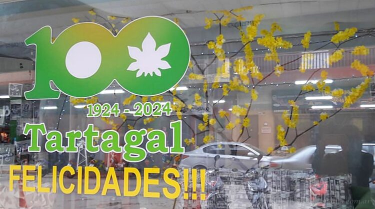 Vidrieras del Centenario: 35 comercios se suman a la convocatoria