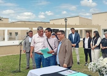 Complejo Habitacional “Padre Pío”: se entregaron 16 llaves a los primeros residentes