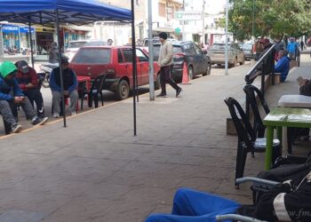Tartagal: cooperativas retomaron protesta ante casa municipal
