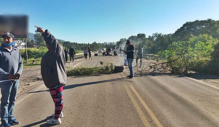 Cooperativas comenzaron un corte total sobre Ruta 34 a la altura de Cuña Muerta