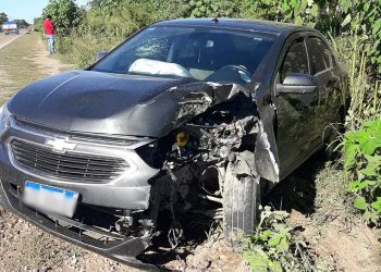 Automovilistas lesionados por las ruedas de un camión recolector