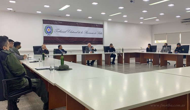 Elecciones Salta 2021: controles térmicos y barbijo obligatorio para los votantes