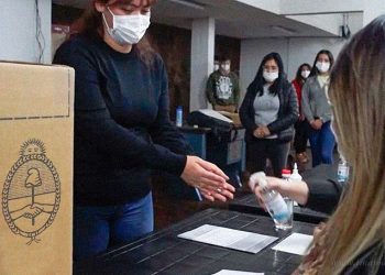 Elecciones Legislativas 2021: “Ir a votar este domingo es sanitariamente seguro”