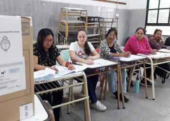 Escrutinio final en Salta: LLA perdió el 47% de sus votos y expone los límites del olmedismo