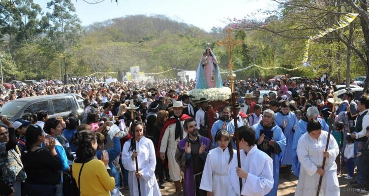 Yariguarenda: más de 2.000 personas en el Festival a Virgen de la Peña